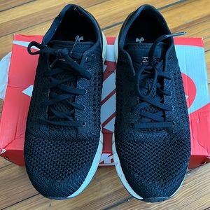 Womens Under Armour Hovr knit Running Shoes.